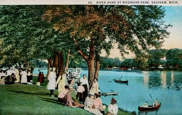 Riverside Park - Old Post Card View (newer photo)